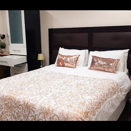 Garden Top Hotel โจฮันเนสเบิร์ก ภายนอก รูปภาพ